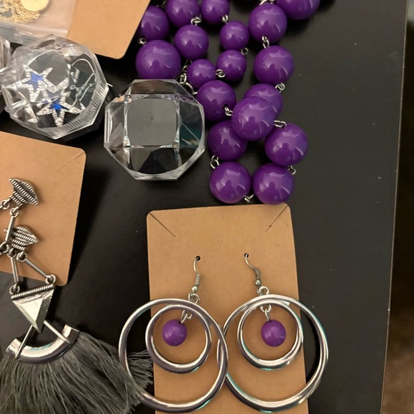 Jewelry Lot - Picture 5 of 6